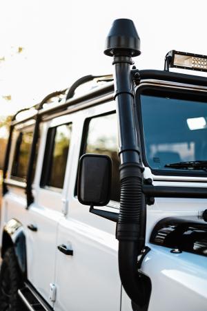 Land Rover Defender 110 by Osprey Custom Cars 1993 года 